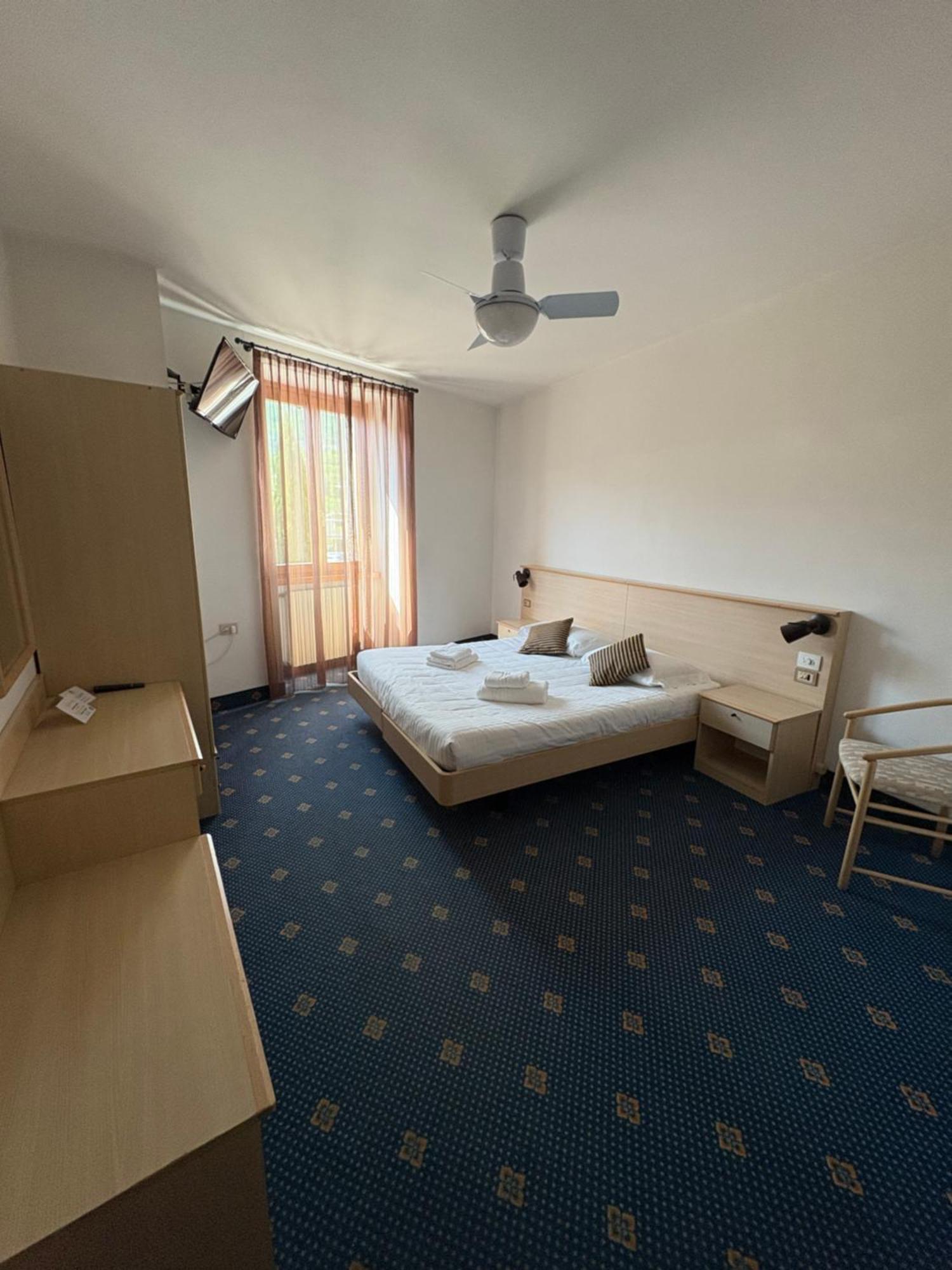 Garni Hotel Тіньяле Екстер'єр фото