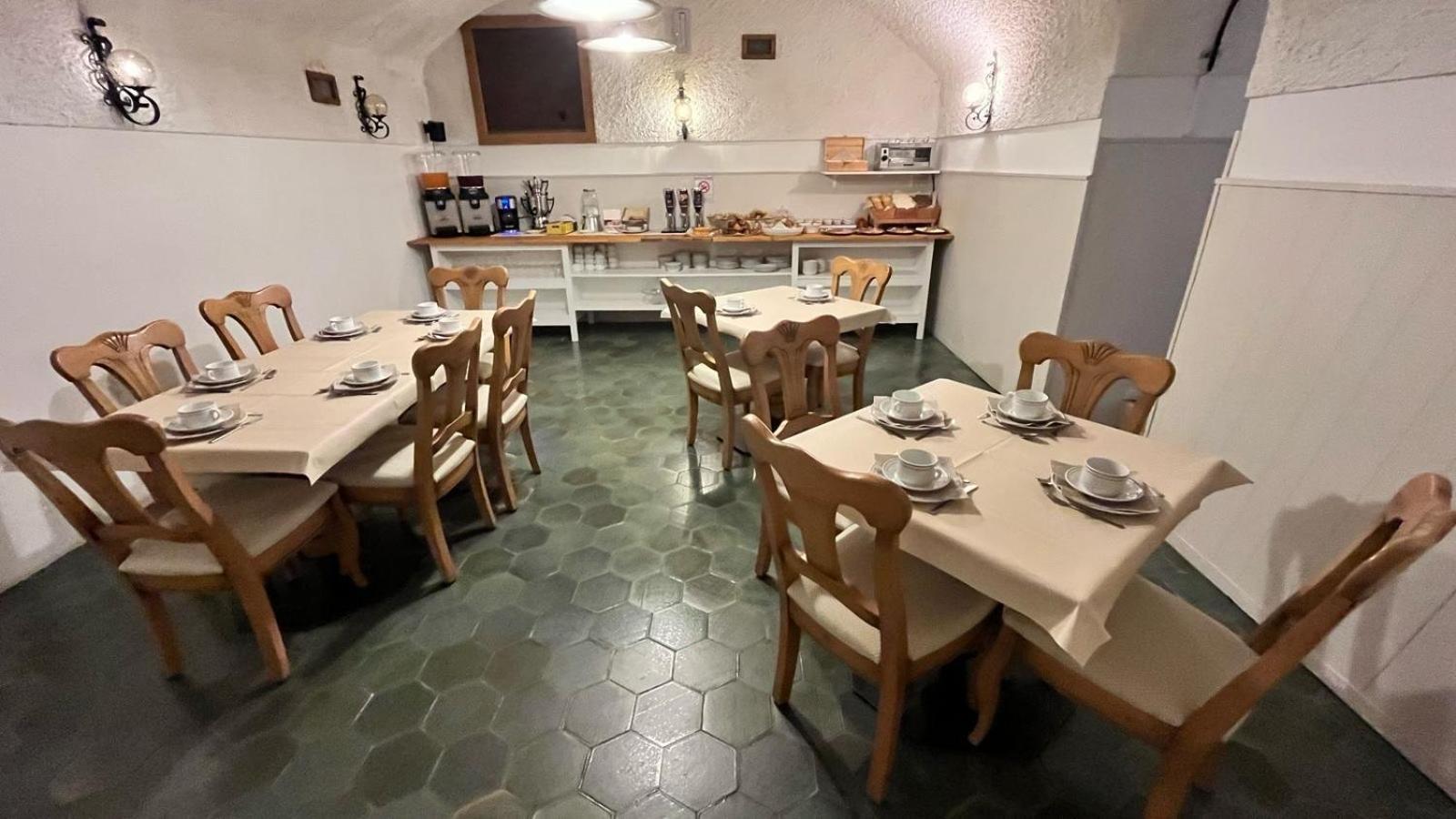 Garni Hotel Тіньяле Екстер'єр фото